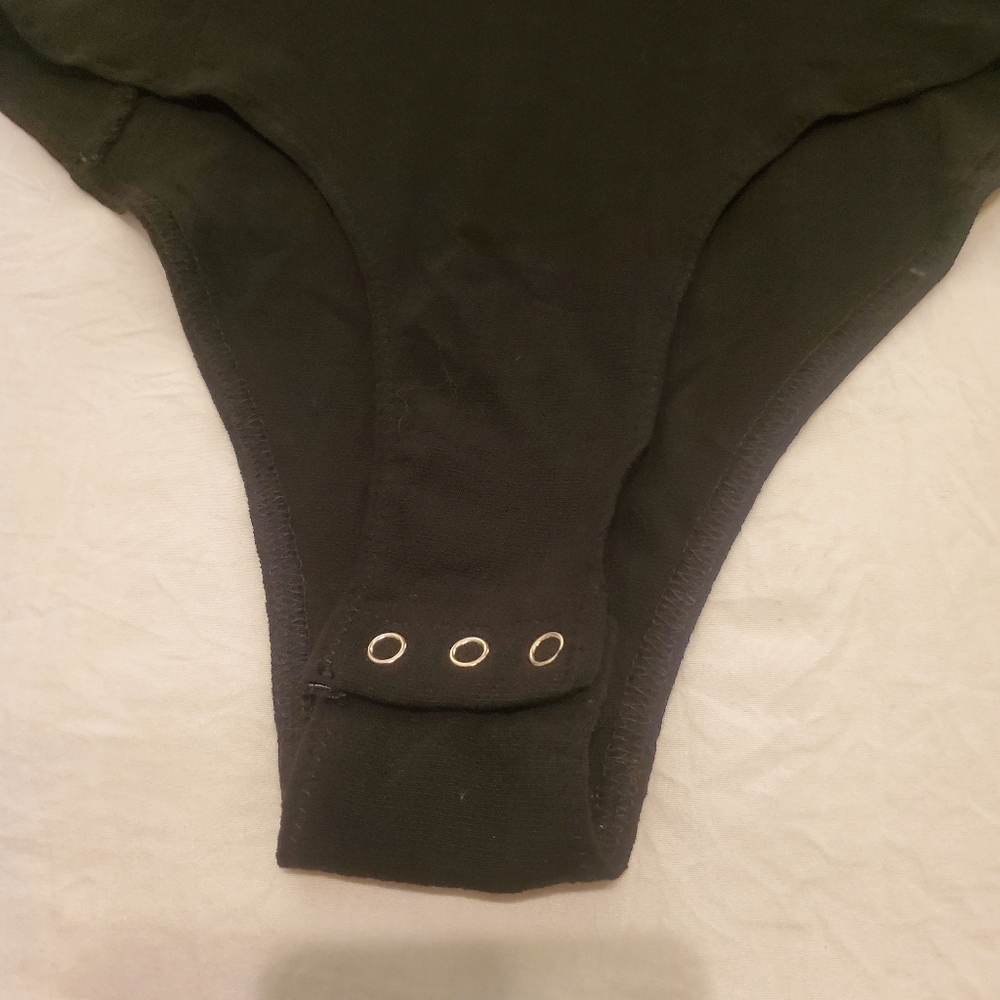 FREE PEOPLE Intimatley Free Black‎ Vneck Lacey Trim One Piece Bodysuit NWOT SZ M - Picture 4 of 9